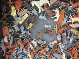 Assorted HO Scale Animals and People, plastic and diecast metal, see pictures, 1 lb 6 oz