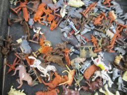 Assorted HO Scale Animals and People, plastic and diecast metal, see pictures, 1 lb 6 oz