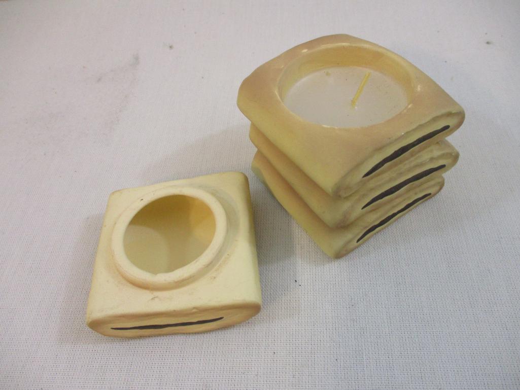 Nabisco Novelty Items: Ceramic Fig Newton Candle and Rubber Saltine Cracker Keychain, 9 oz