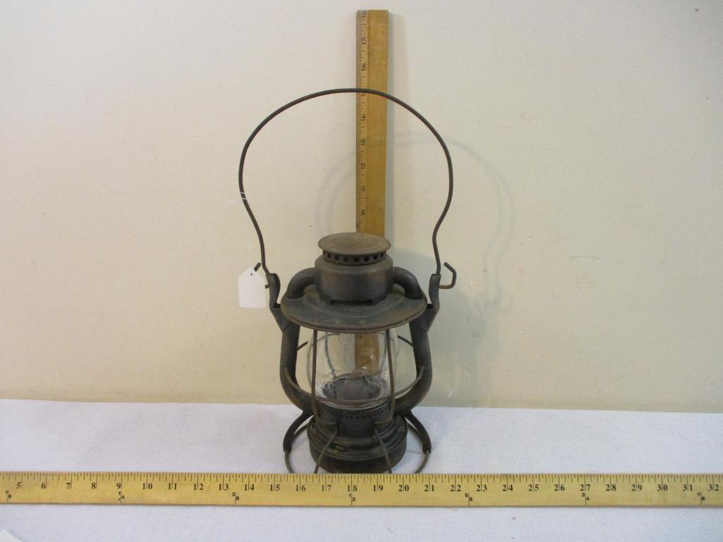 NYC Lines Dietz Vesta Railroad Lantern with Clear Glass Globe, 2 lbs 6 oz