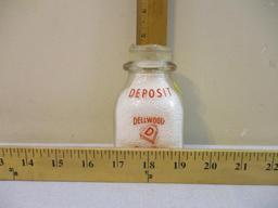 Dellwood Creami-Rich Dairy Products Embossed and Pyroglazed Half Pint Glass Milk Bottle, Duraglas, 9