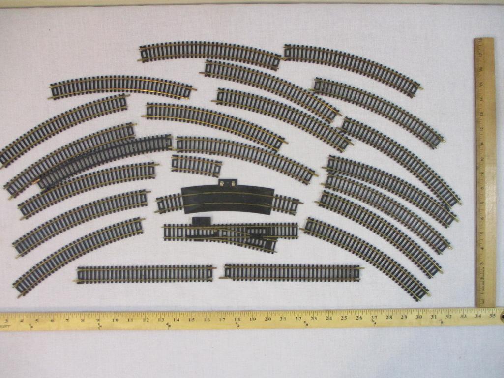 Assorted TYCO HO Scale Train Track Pieces, curves and straights, 15 oz