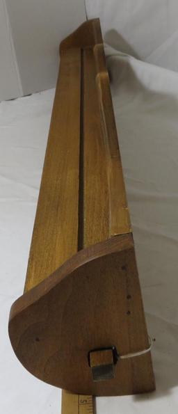 Wooden Plate Rack with Rod for Linen Display 41 1/4" long