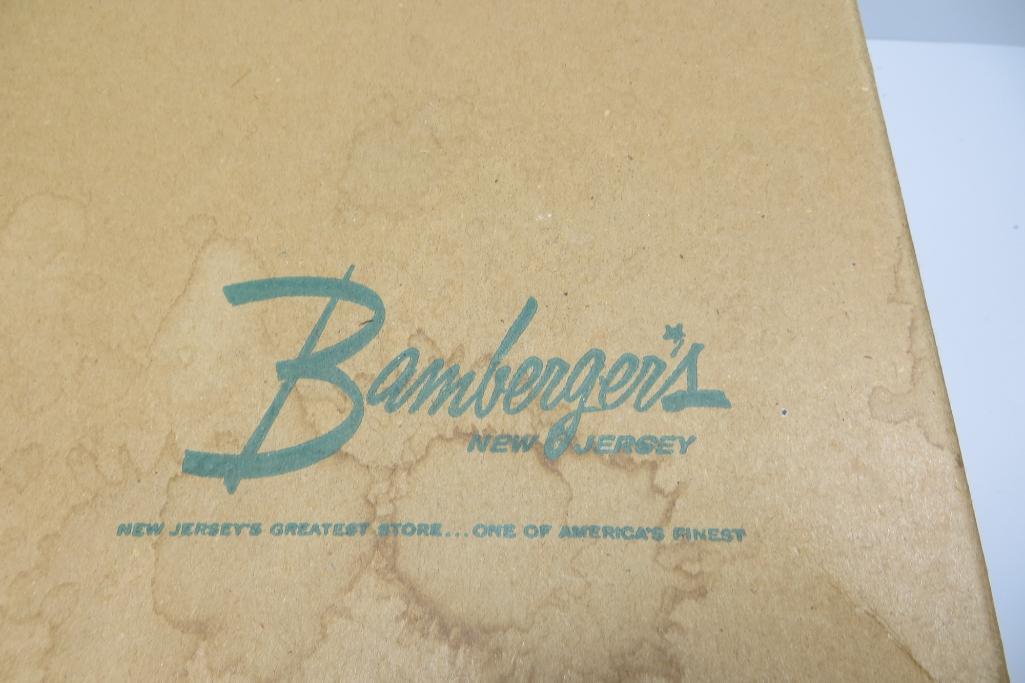 Vintage Feather Hat in original Bamberger's Box. La Charme Creations, felt.