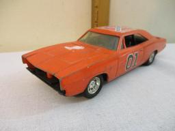 ERTL Diecast General Lee Car, 1 lb