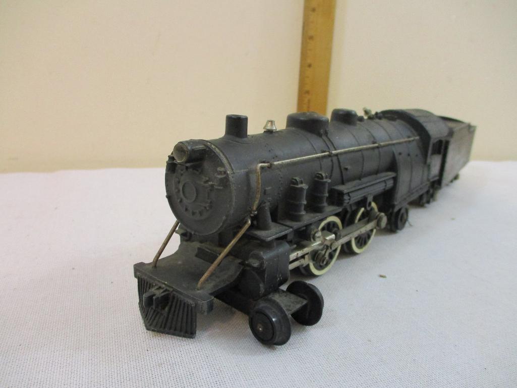 American Flyer Steam 4-4-2 Locomotive 302 with Reading Lines Tender, S Gauge, 3 lbs 2 oz