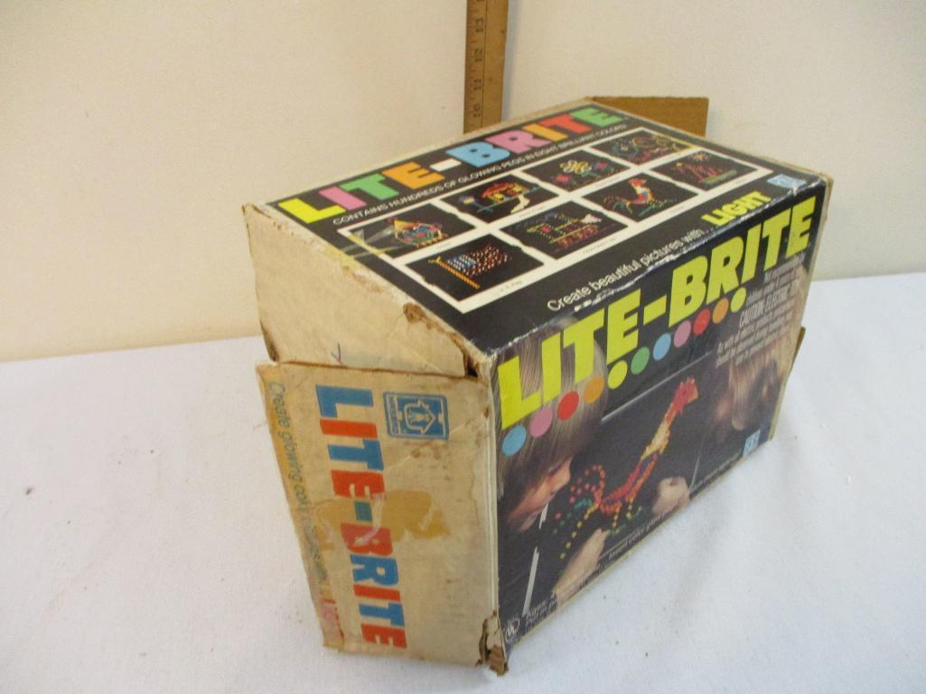 Vintage Lite-Brite in original box, 1978 Hasbro Industries Inc, 3 lbs 11 oz