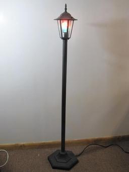 Post Style Metal Floor Lamp, Indoor Use, working condition, approx 5ft tall