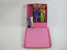 Barbie Fashion Doll Case with 4 Dolls and Clothing Assortment, Mattel Inc., 1985, 2 lbs 8 oz