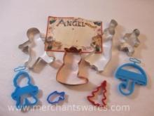 Assorted Vintage Cookie Cutters, Metal and Plastic, 11 oz