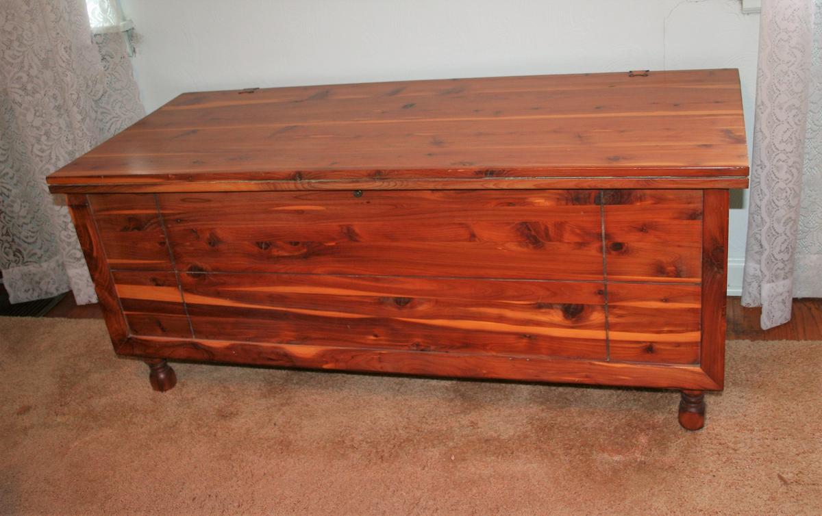 Cedar Chest (Murphy)