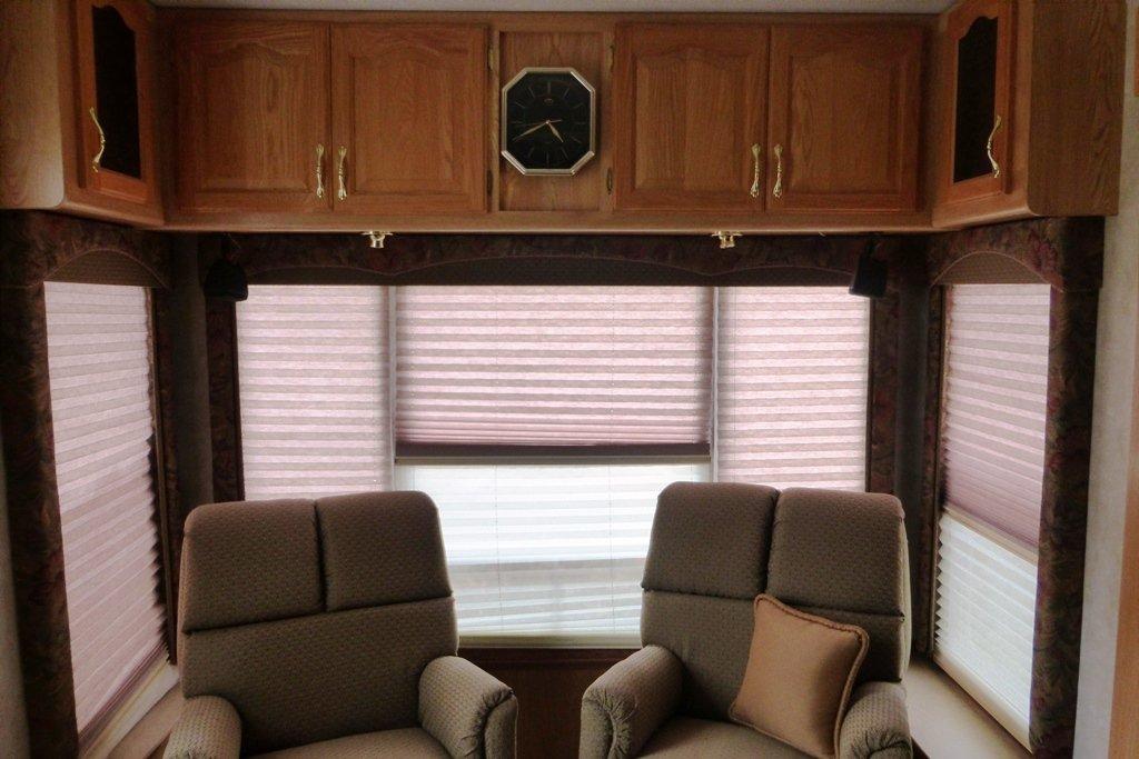 SUPER NICE & CLEAN ! 2002 Challenger Keystone camper 32 ft/2 slide outs