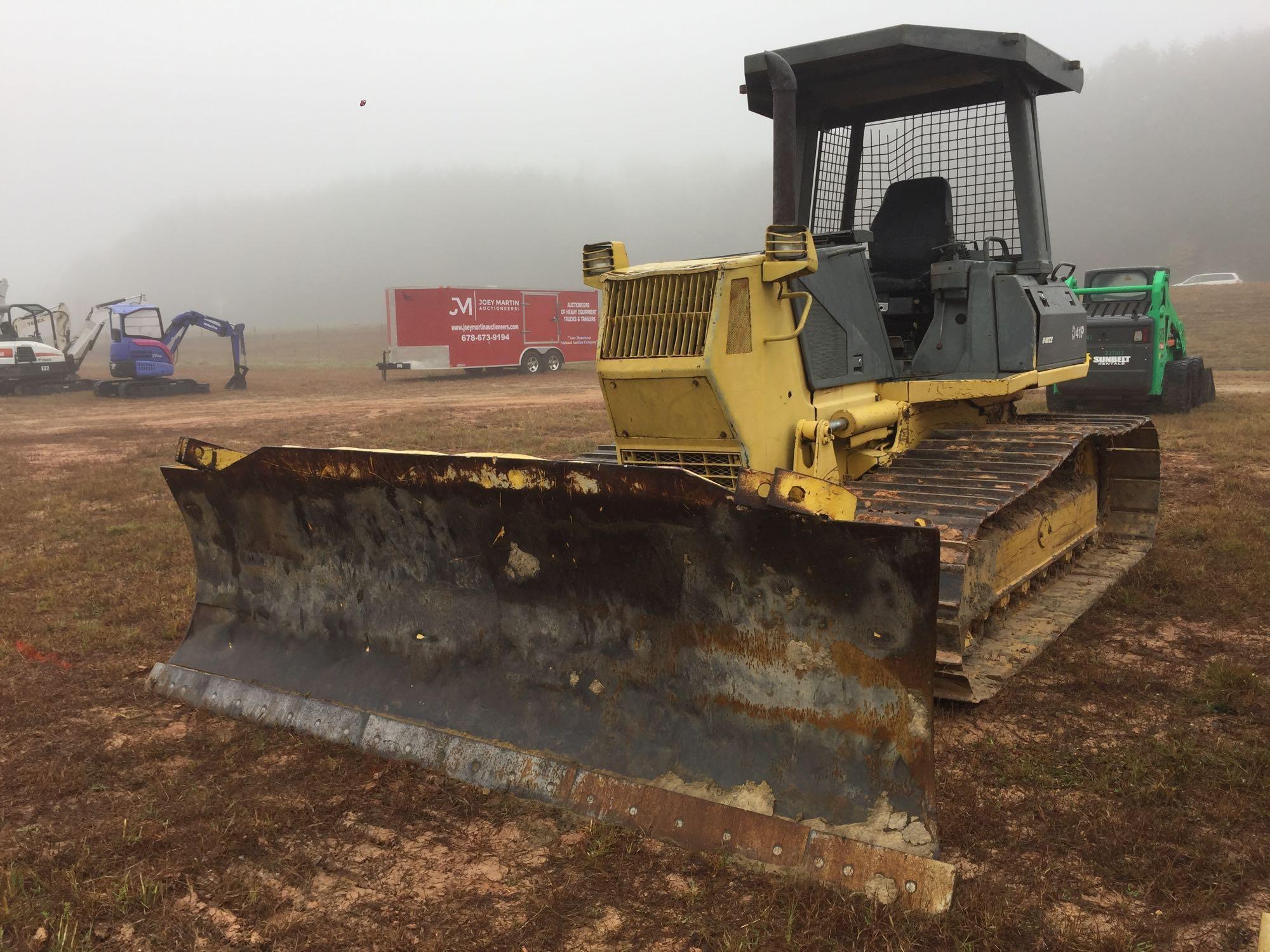 KOMATSU D41P-6 CRAWLER DOZER