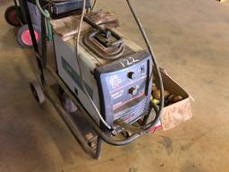 HOBART HANDLER 140 WIRE FEED WELDER W/HELMET