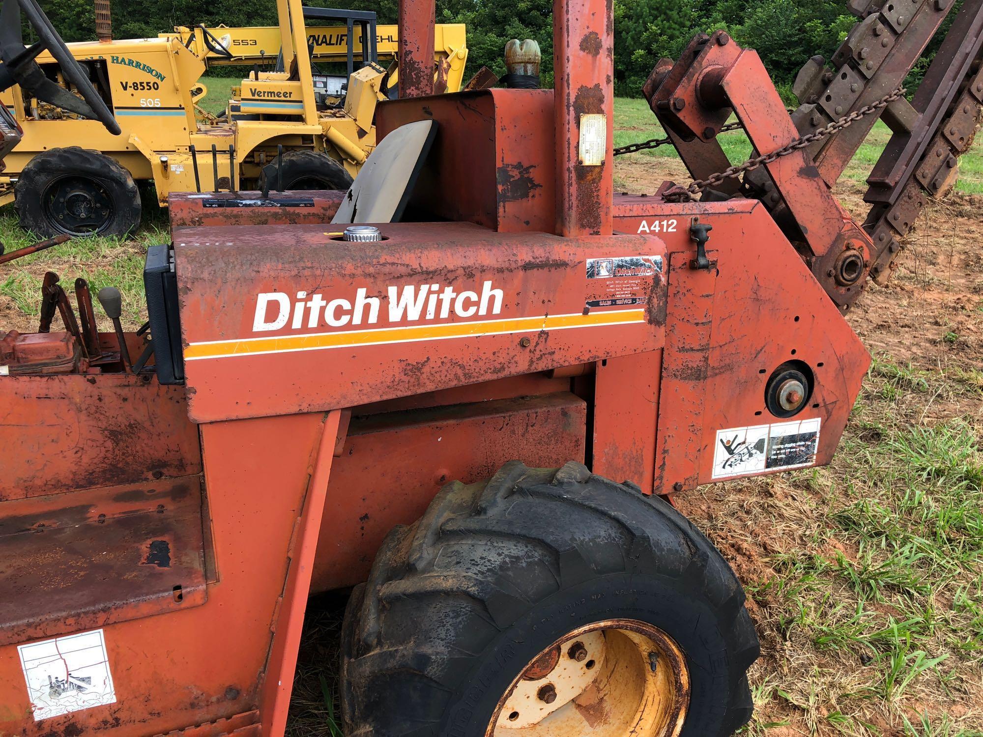 DITCH WITCH 4010 TRENCHER