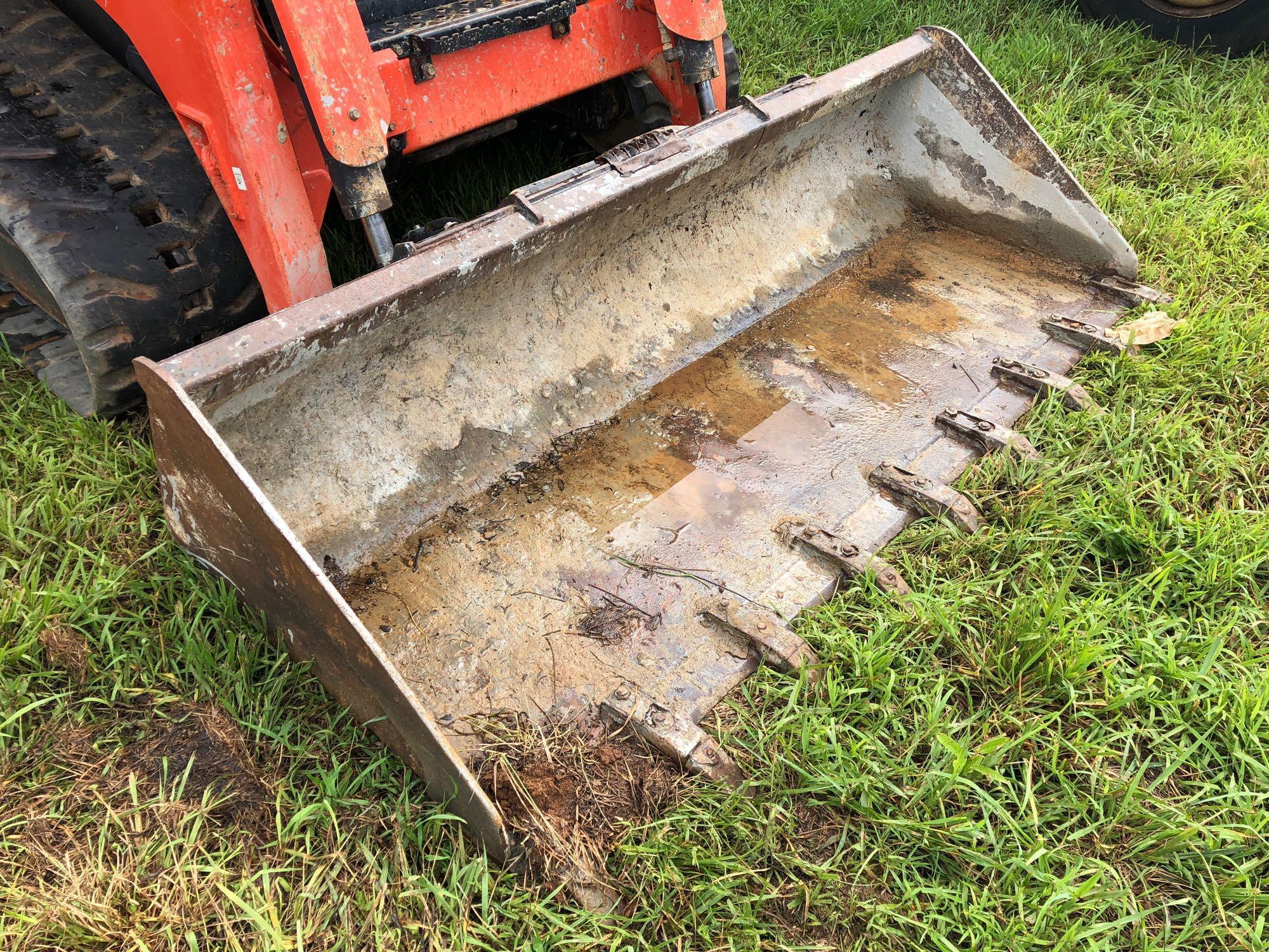 2016 KUBOTA SVL95 MULTI TERRAIN LOADER