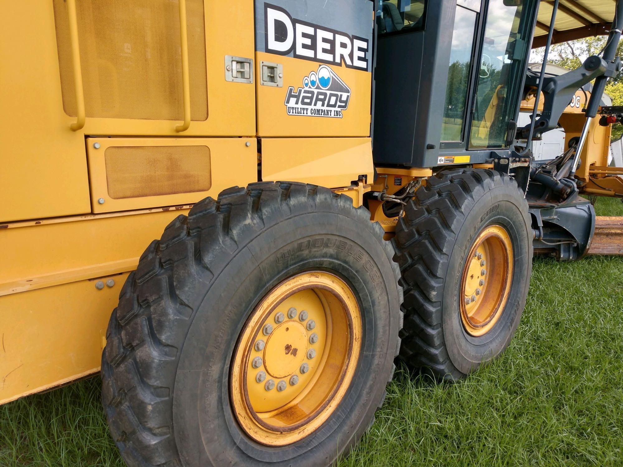 2011 JD 670G MOTOR GRADER