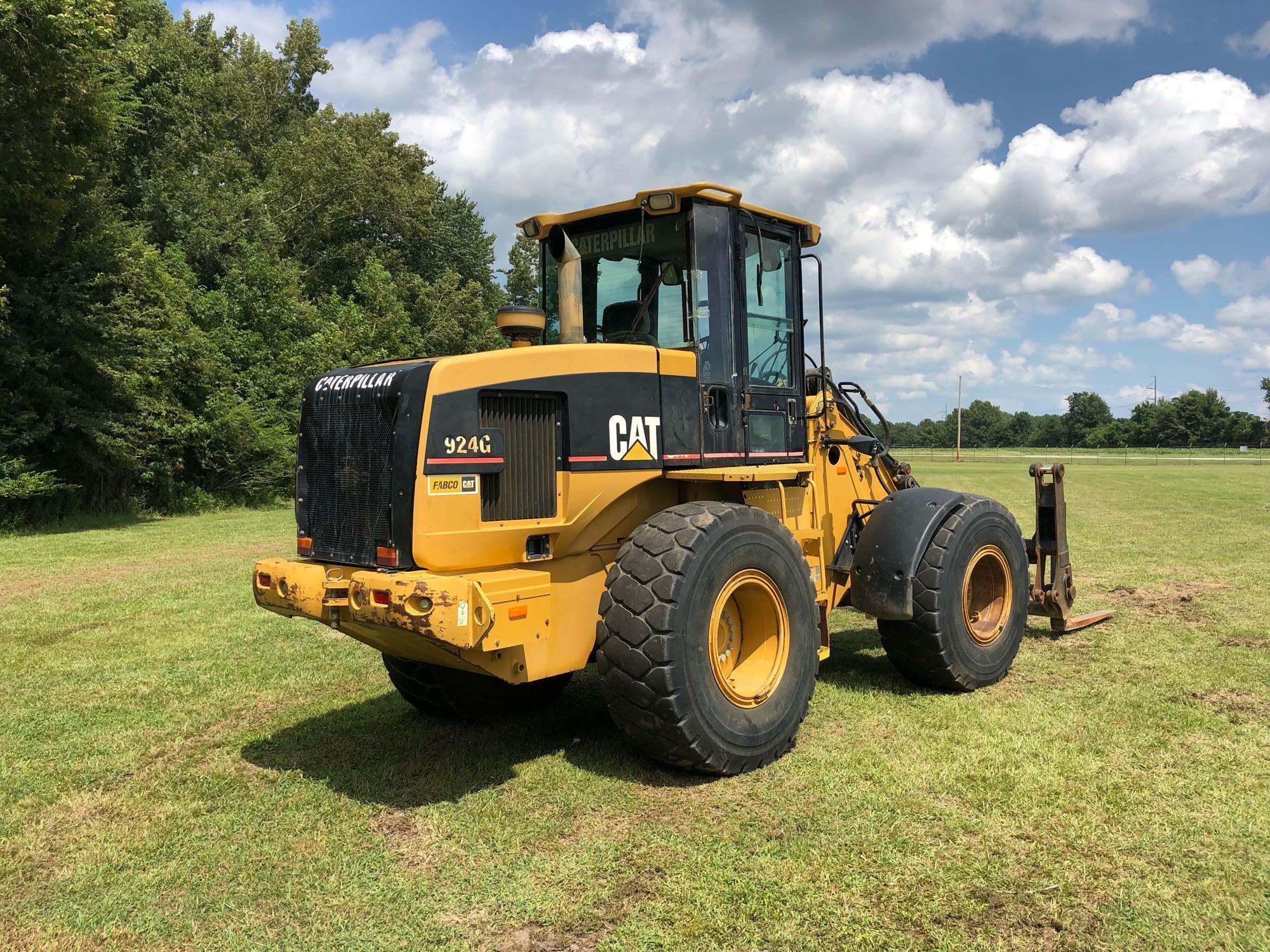 CAT 924G RUBBER TIRE LOADER