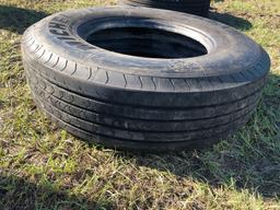 295/80/R22.5 TIRE