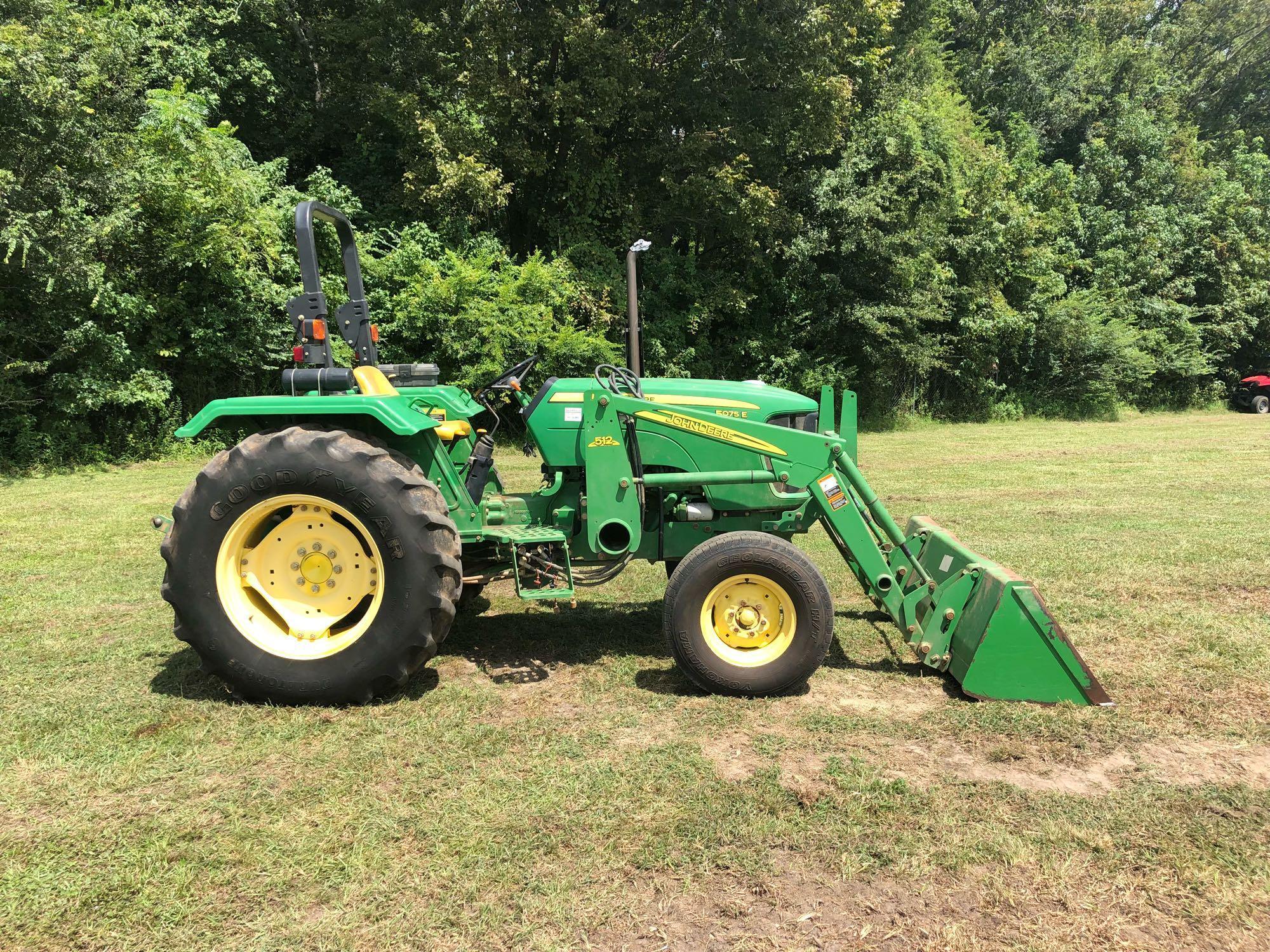 JD 5075E TRACTOR