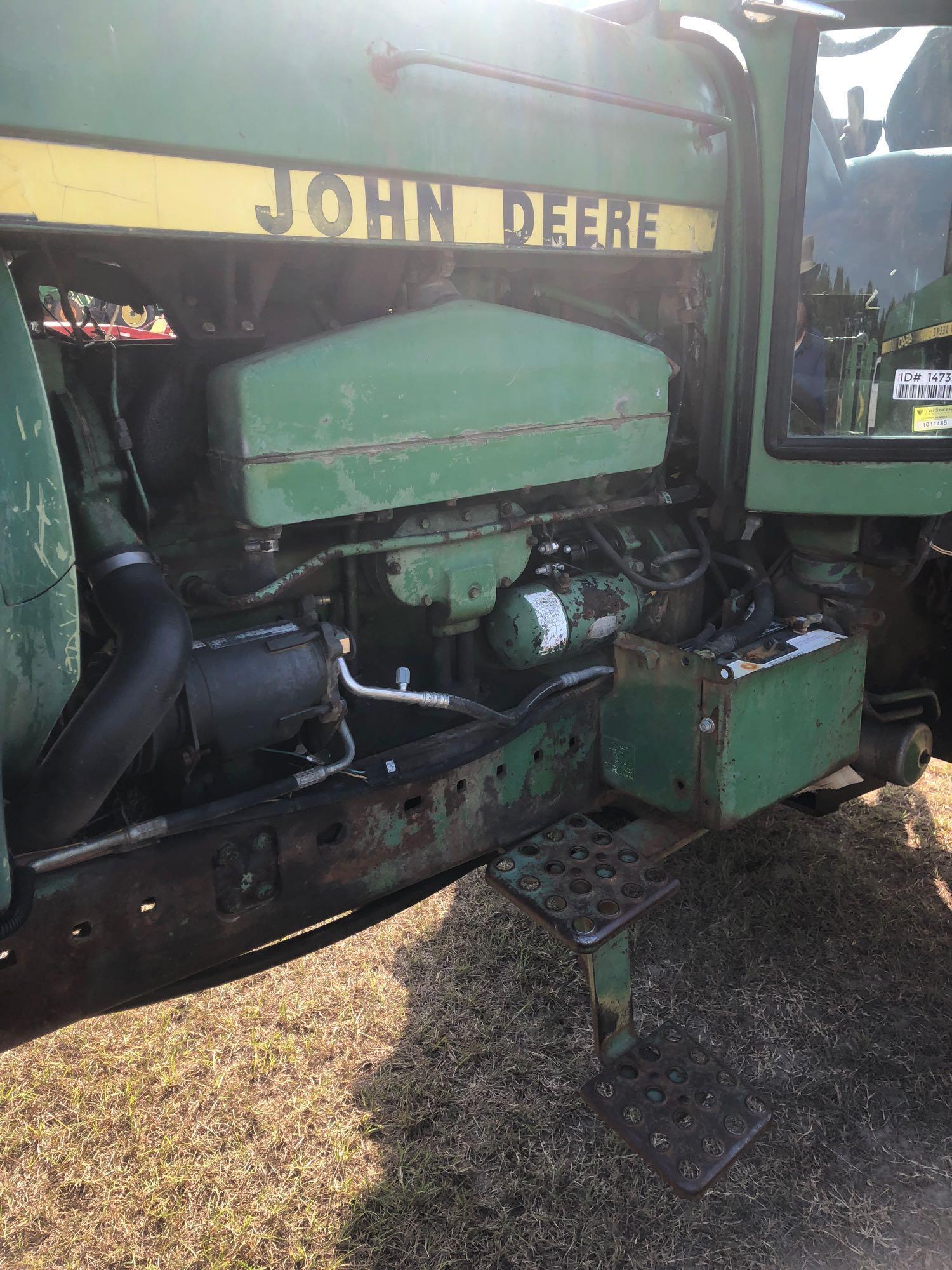 JOHN DEERE 4640 TRACTOR