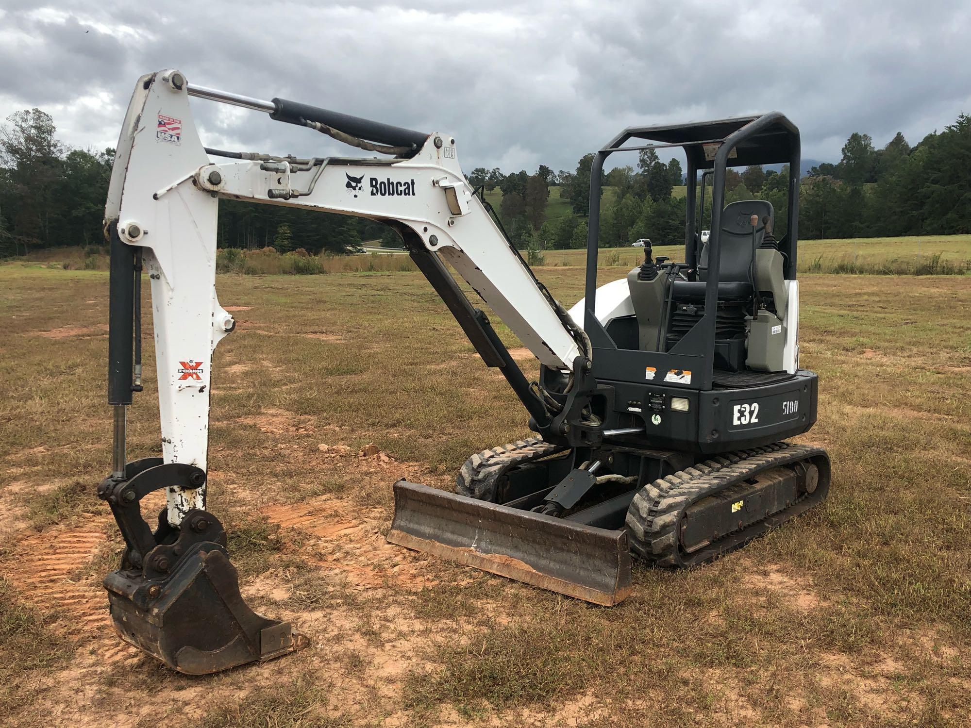 2012 BOBCAT E32 MINI EXCAVATOR