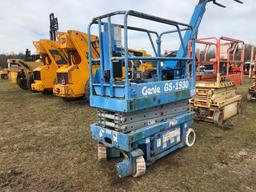 GENIE GS - 1930 SCISSORS LIFT