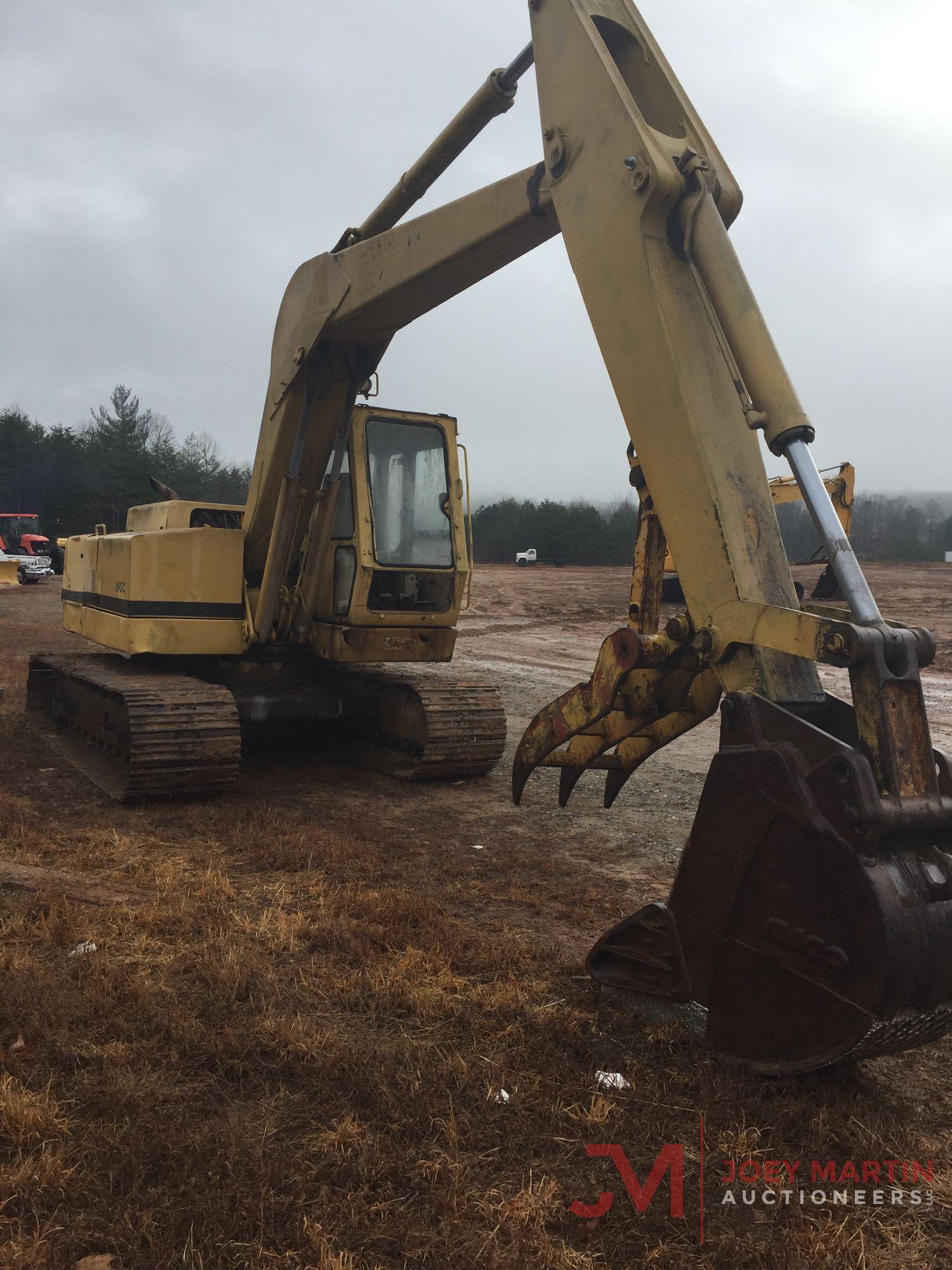 JOHN DEERE 690C EXCAVATOR