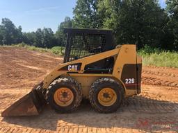 2001...CAT 226 SKID STEER LOADER