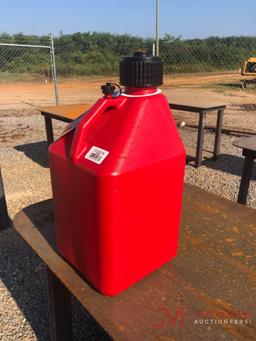 NEW 5 GALLON PLASTIC FUEL JUG