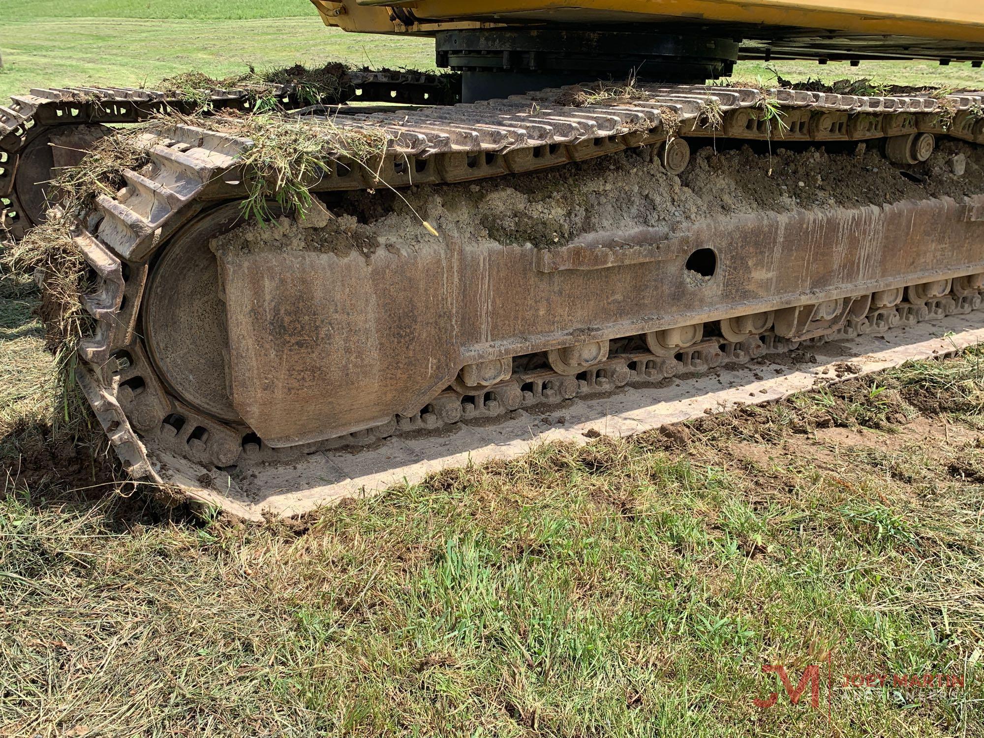 2003 JOHN DEERE 270C HYDRAULIC EXCAVATOR