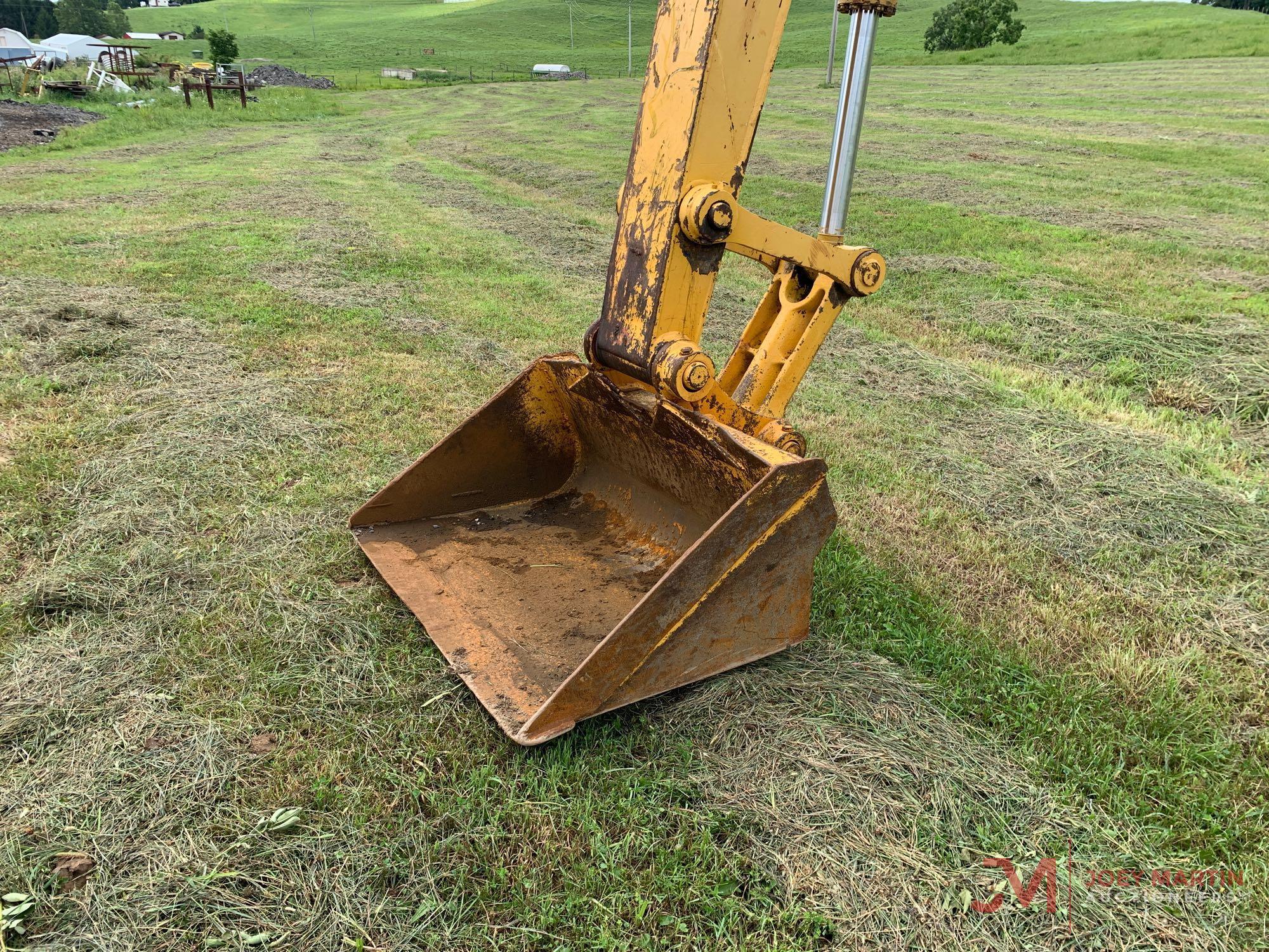 KOMATSU PC 200LC-5 LONG REACH EXCAVATOR