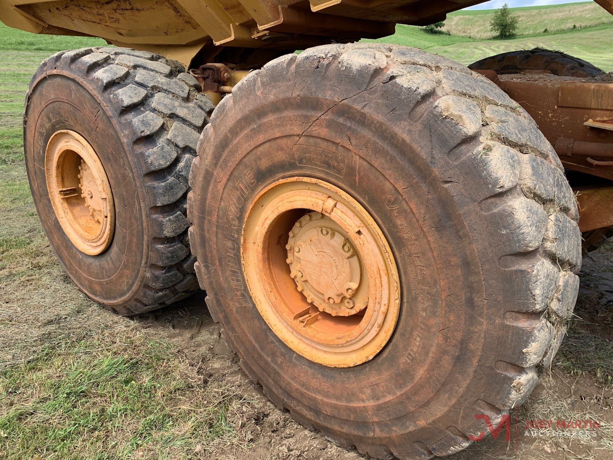 1988 CAT D350C OFF ROAD TRUCK