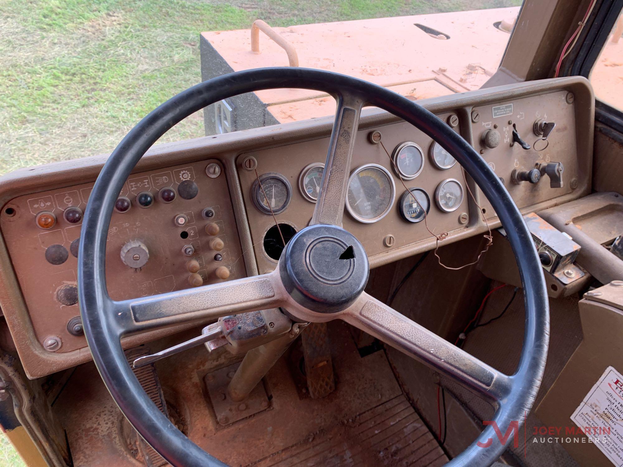 1988 CAT D350C OFF ROAD TRUCK