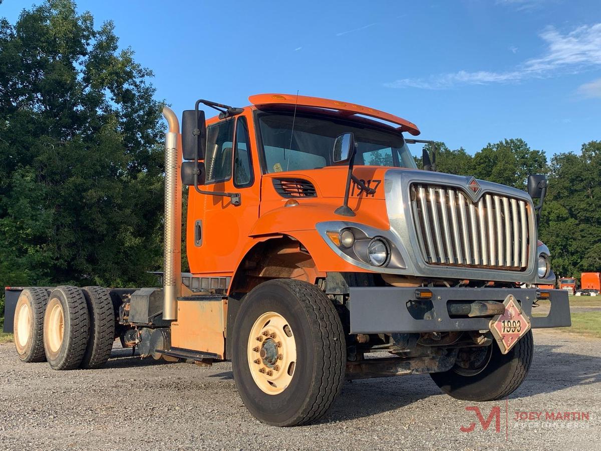 2015 INTERNATIONAL 7400 TRUCK