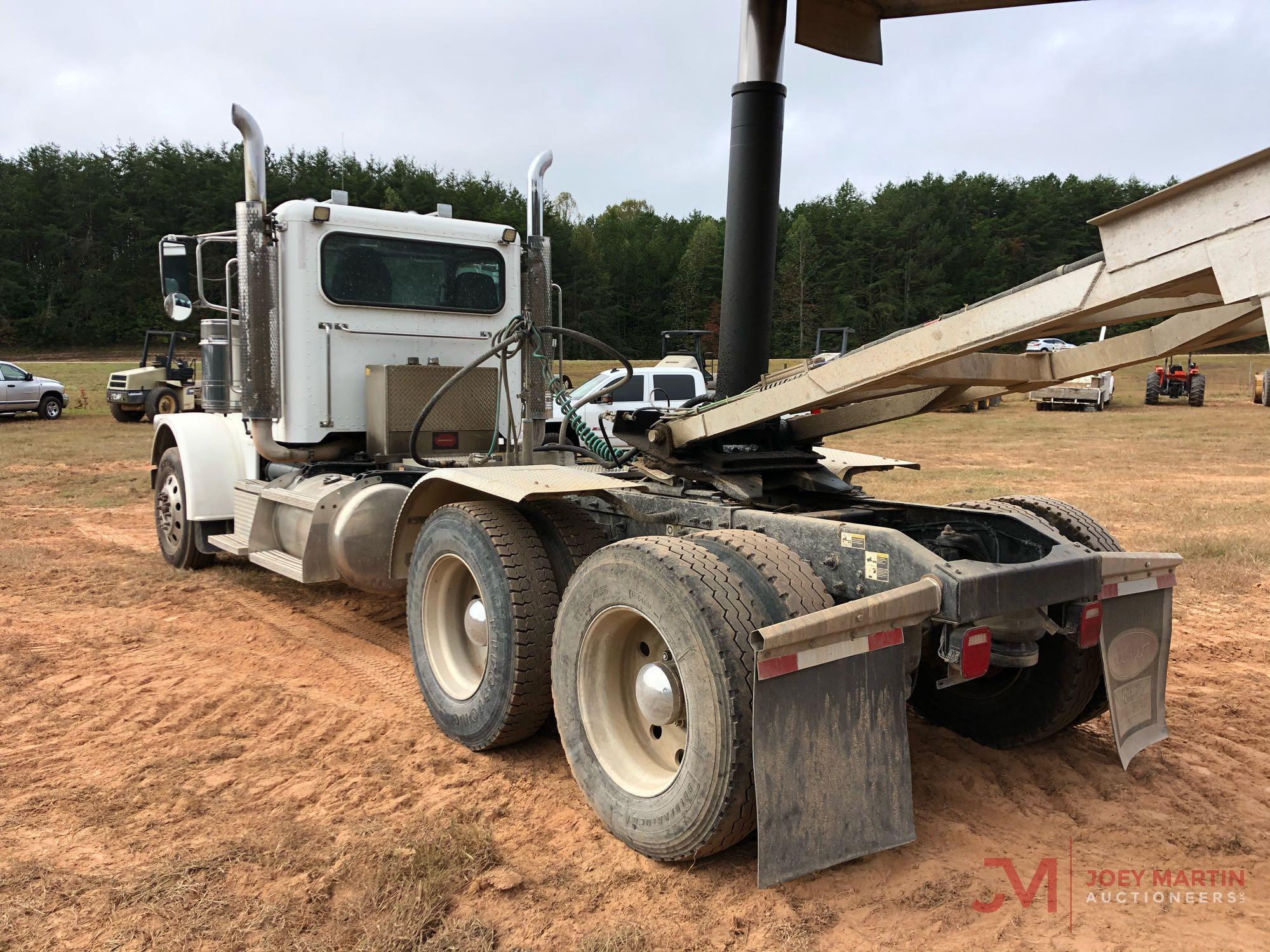 2015 PETERBILT 389 TRUCK TRACTOR