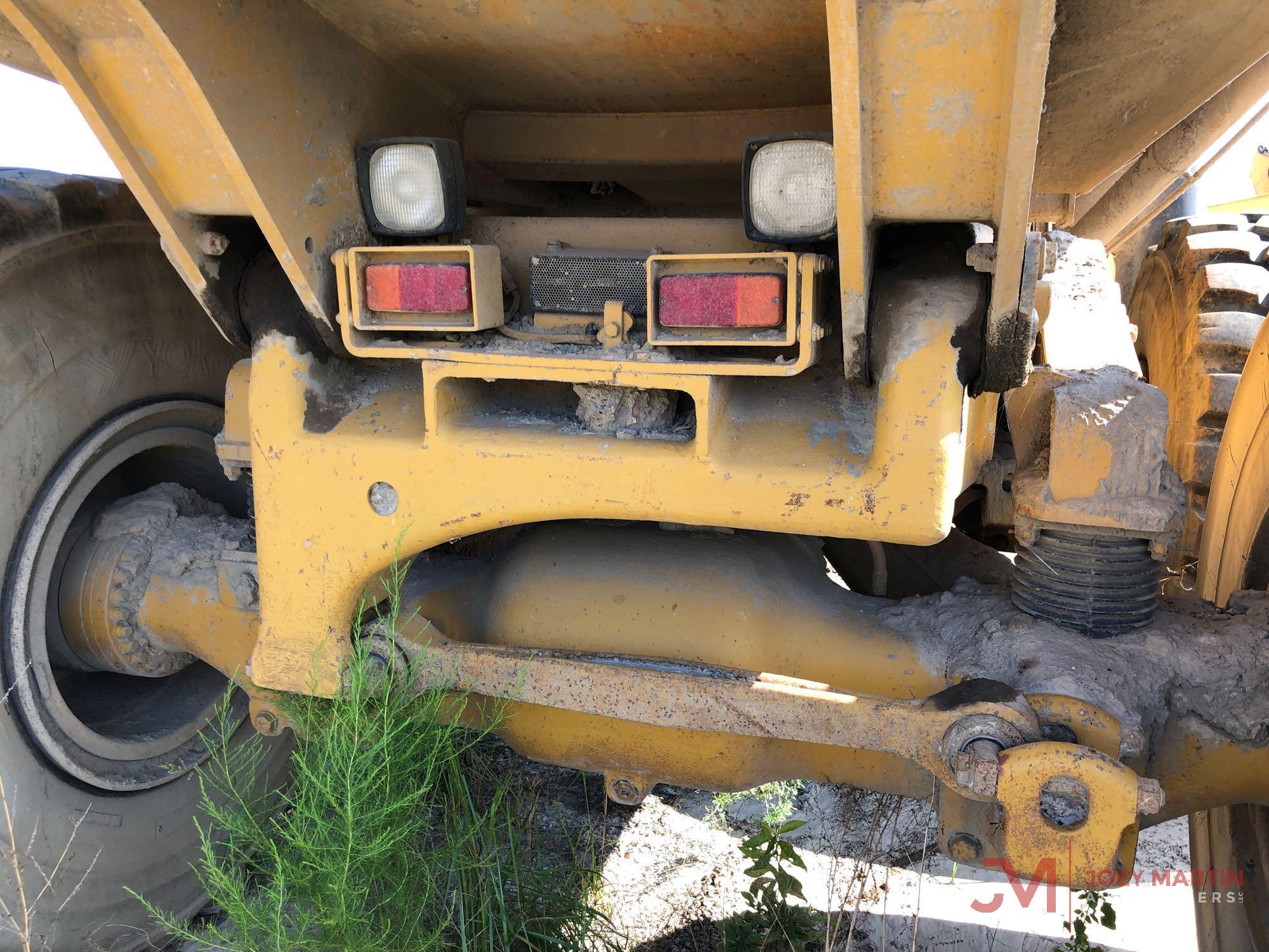 2002 CAT 735 OFF ROAD TRUCK