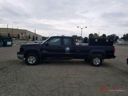 2003 CHEVROLET 2500 PICKUP TRUCK