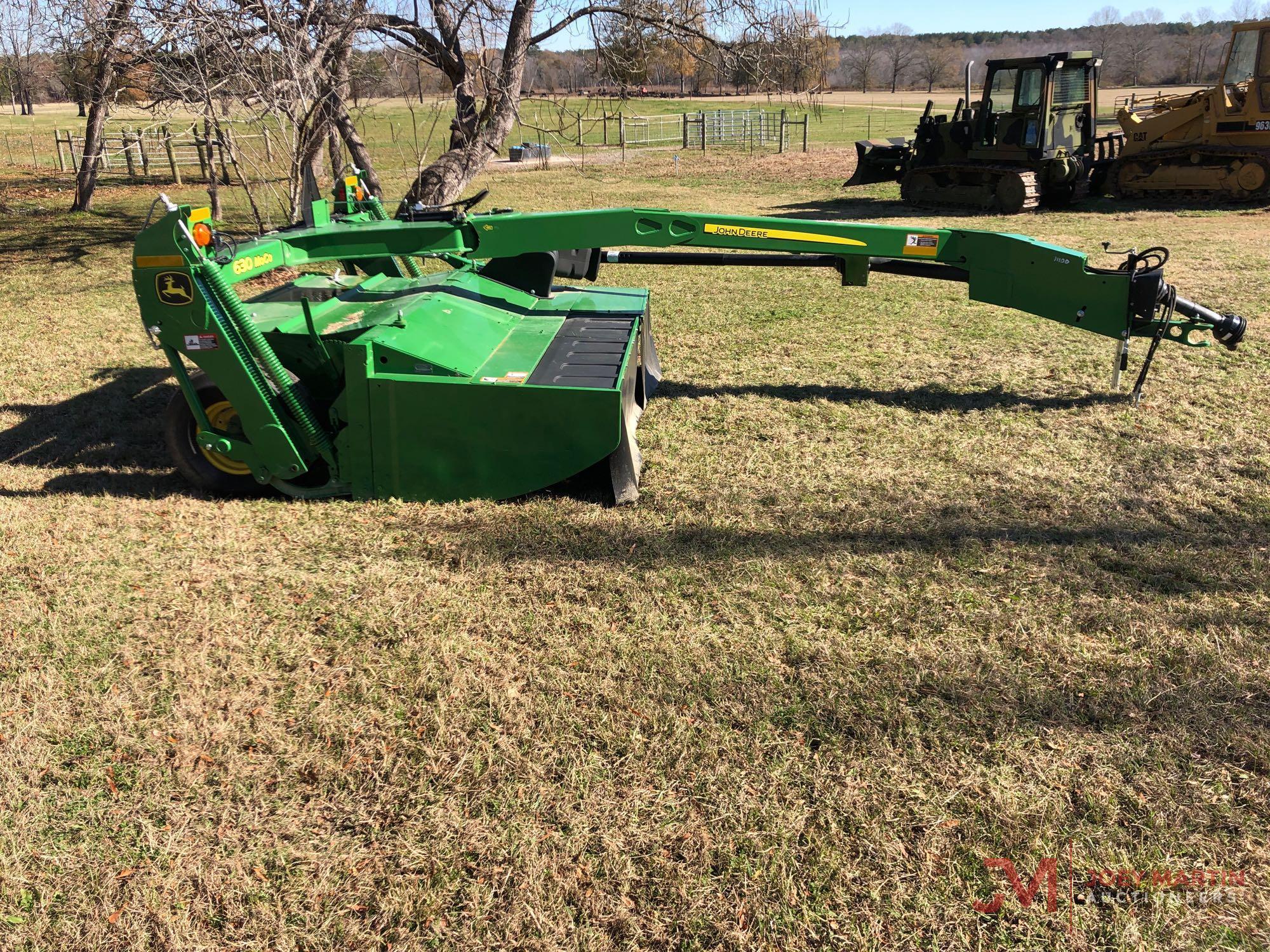 JOHN DEERE 630 MO CO