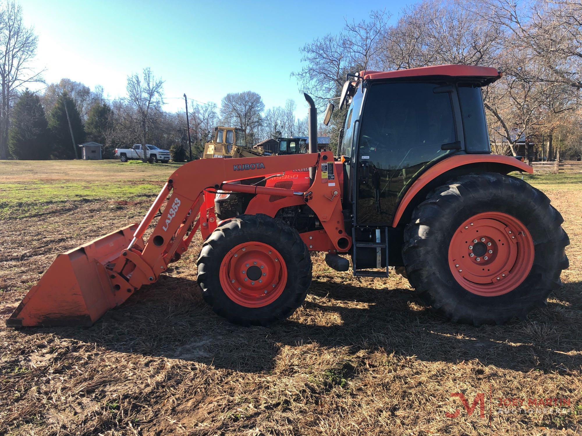 KUBOTA M9960 TRACTOR