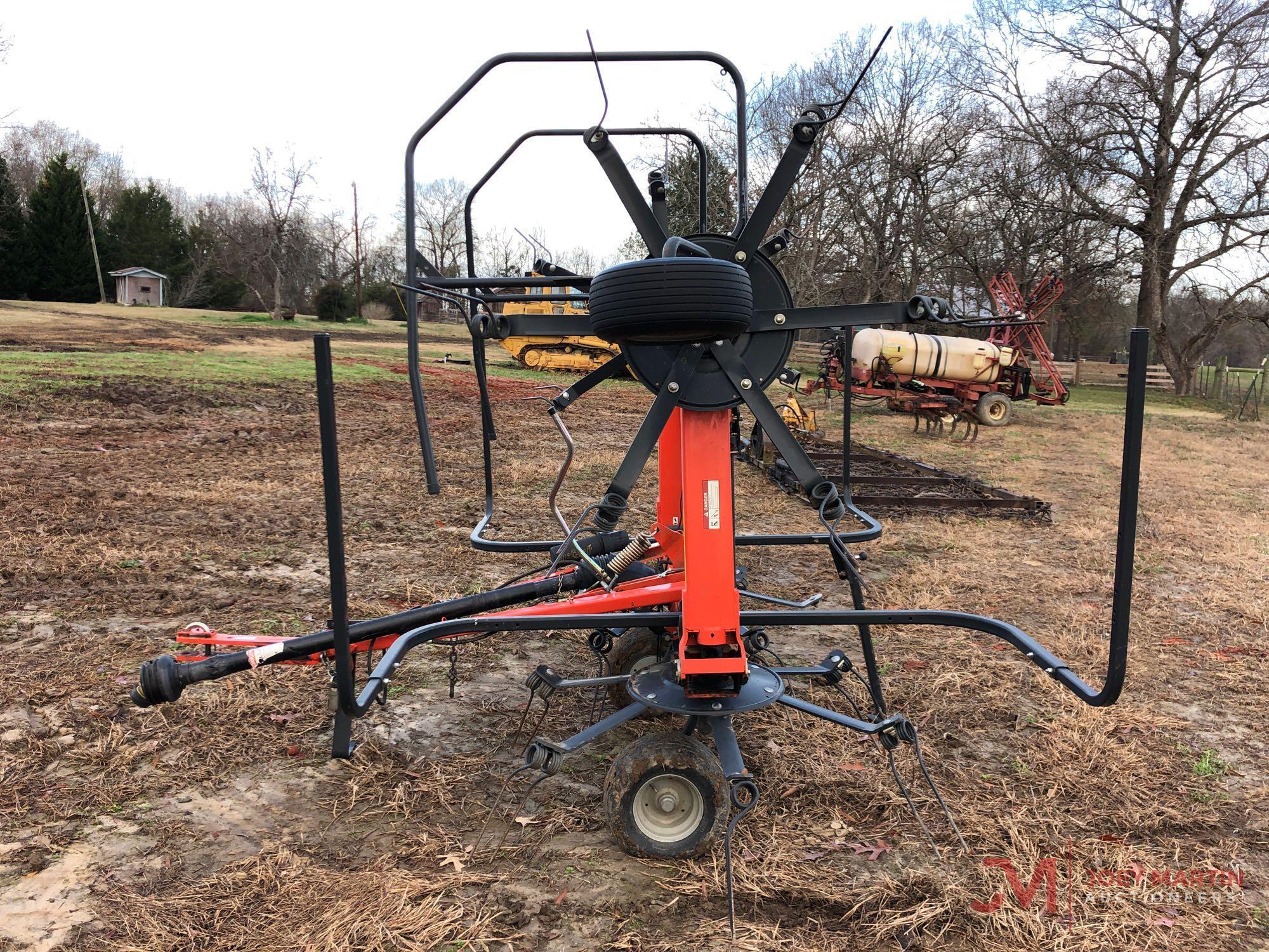 2016 KUBOTA TE4052T HAY TEDDER