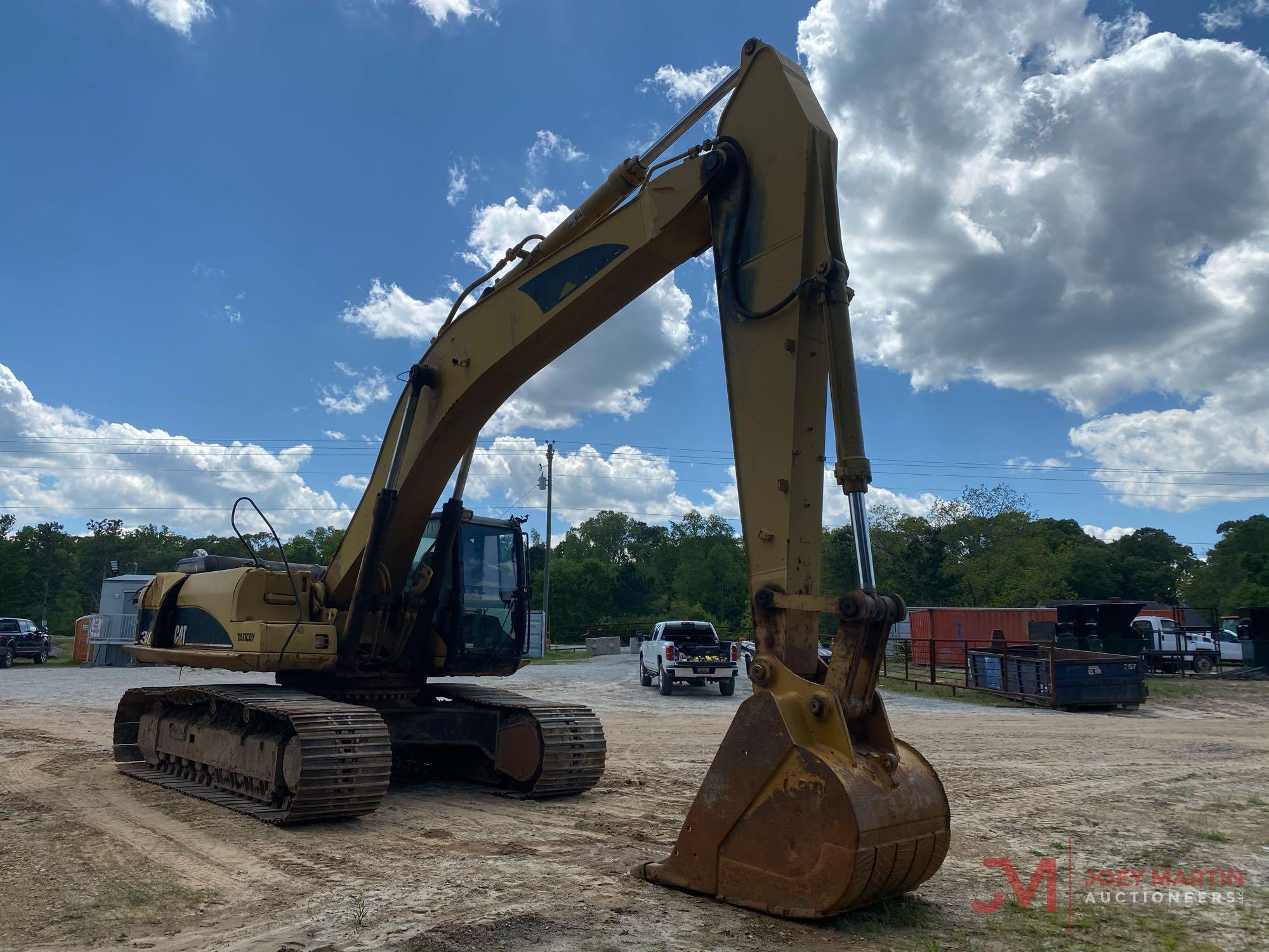 2002 CAT 330CL HYDRAULIC EXCAVATOR