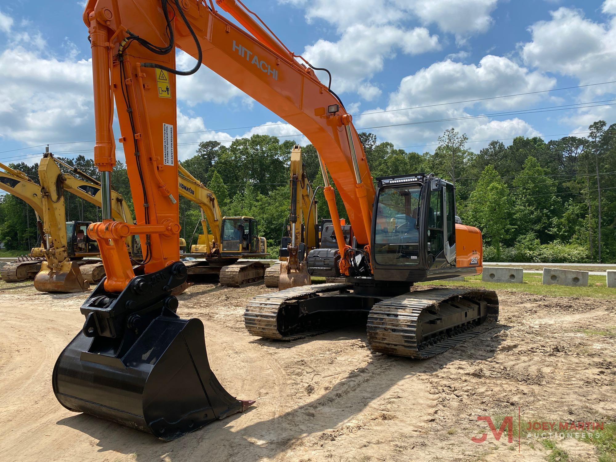 2013 HITACHI ZX250LC HYDRAULIC EXCAVATOR