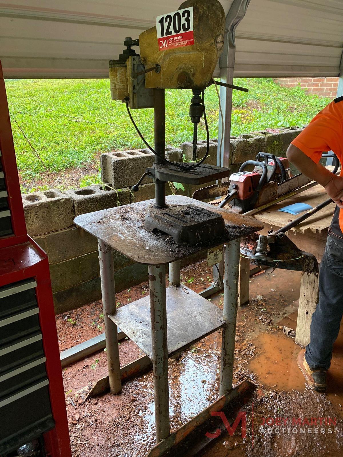 TABLE MOUNTED DRILL PRESS