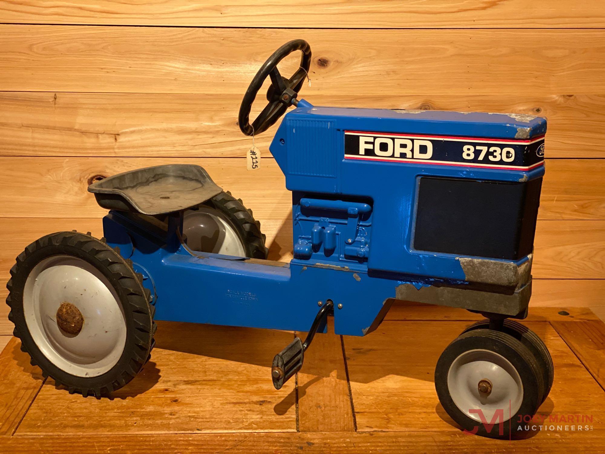FORD 8730 PEDAL TRACTOR(hard to turn steering wheel)