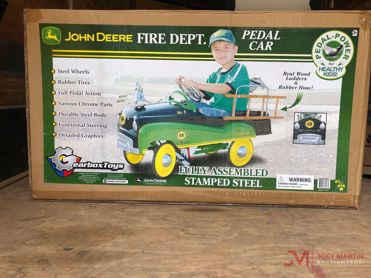 JOHN DEERE FIRE DEPARTMENT NO.5 PEDAL TRUCK (STILL IN ORIGINAL BOX)