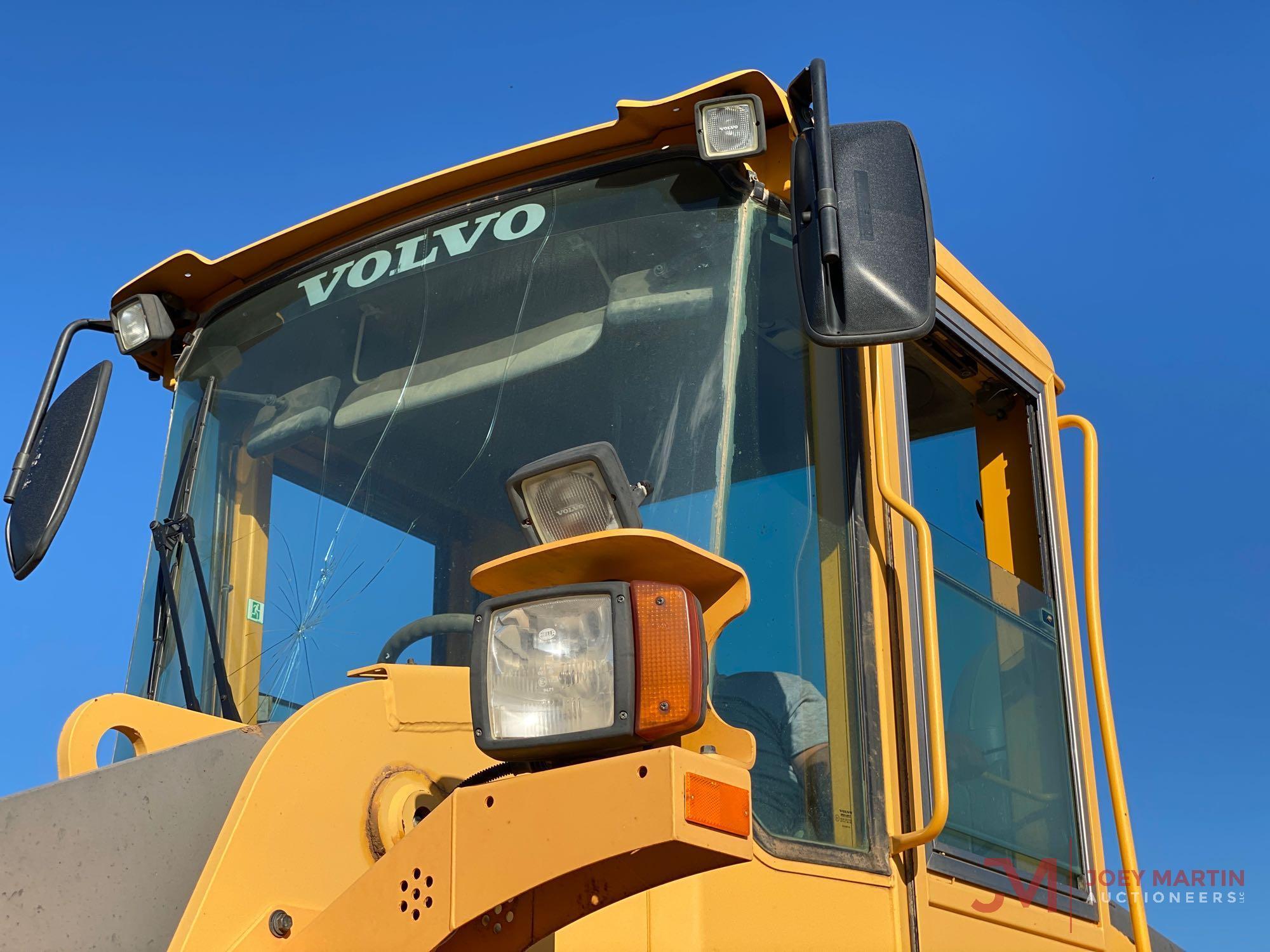 2005 VOLVO L110E RUBBER TIRE LOADER