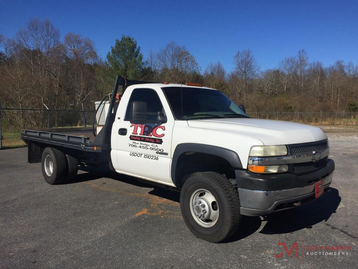 2001 CHEVROLET 3500 FLATBED TRUCK