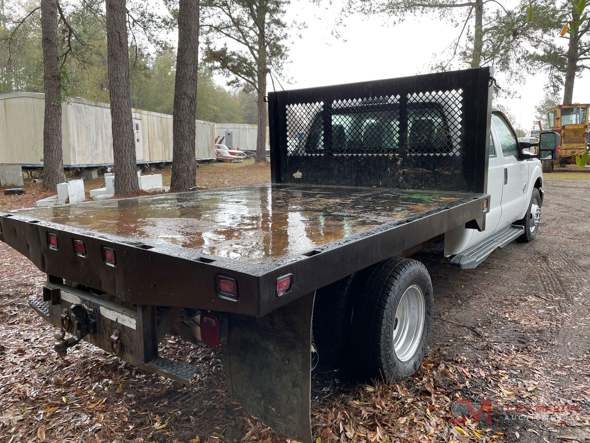 2015 FORD F350 XL SUPER DUTY FLAT BED TRUCK