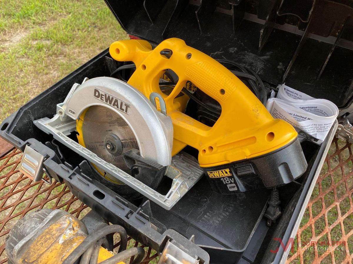 DEWALT CIRCULAR SAW